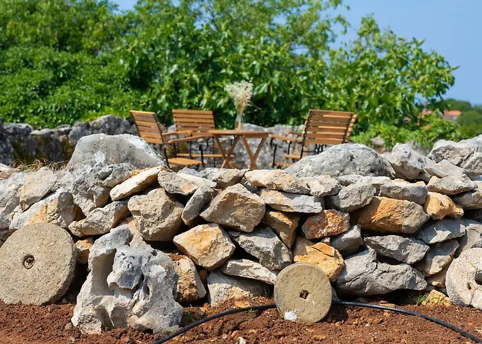 Stone Mill House Vrh (Krk)