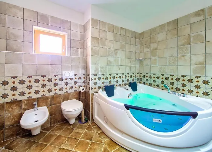 Stone Mill House * Vrh (Krk)