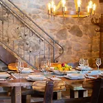 Вилла Stone Mill House *